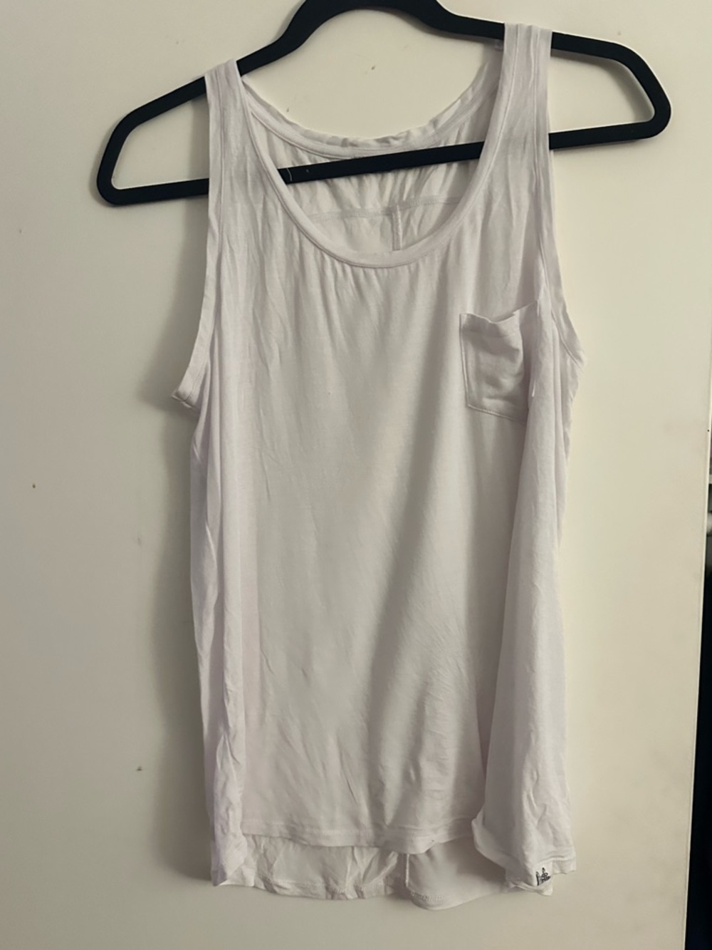 Prana super soft White Pocket Scoop Neck Tank Top sz s